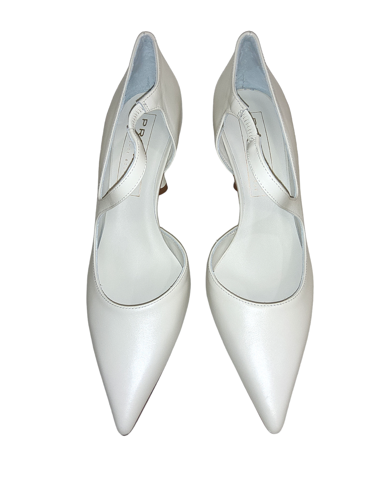 White leather court shoe