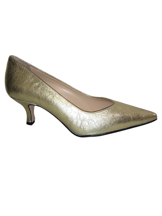 Gold leather court shoe