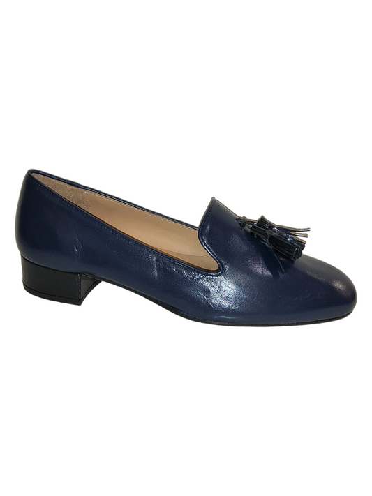 Navy leather heeled loafers