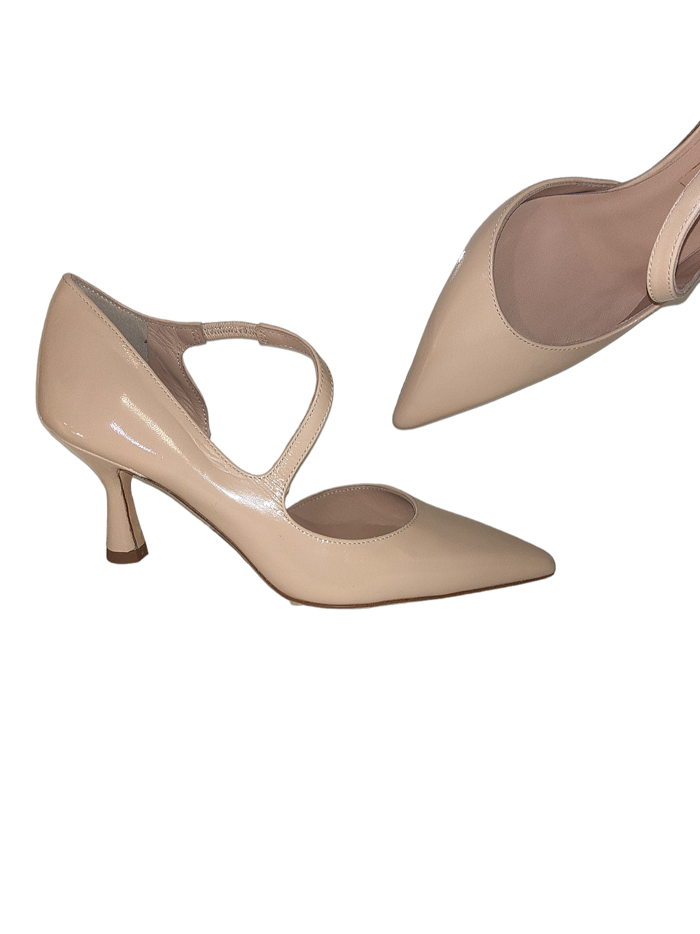 Nude leather court shoe