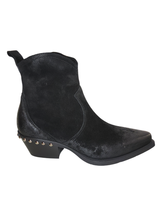 Black lather ankle boots