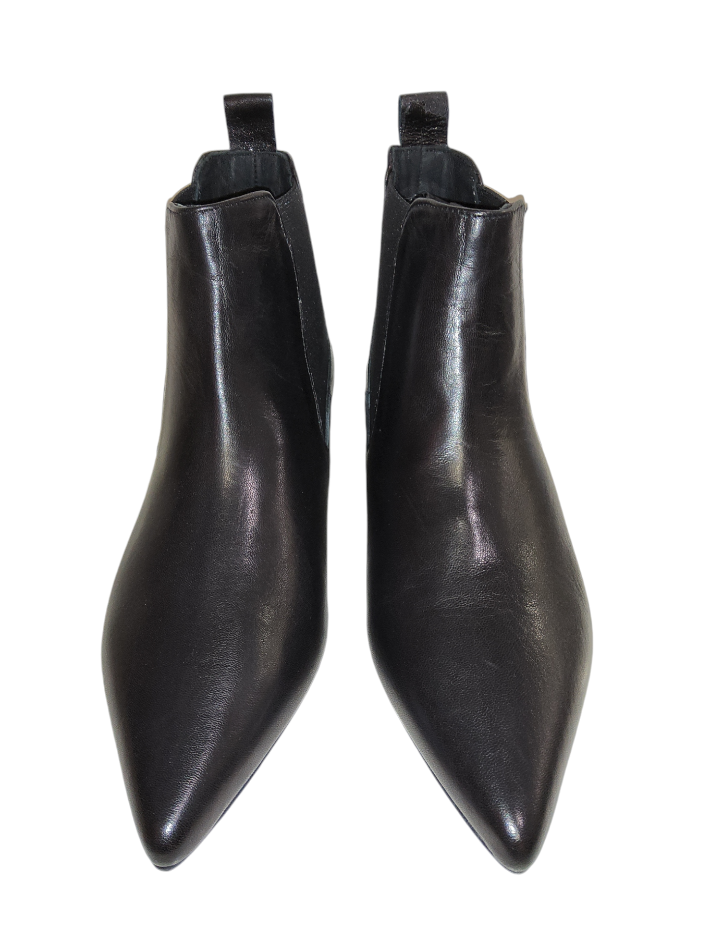 Black leather Chelsea boots