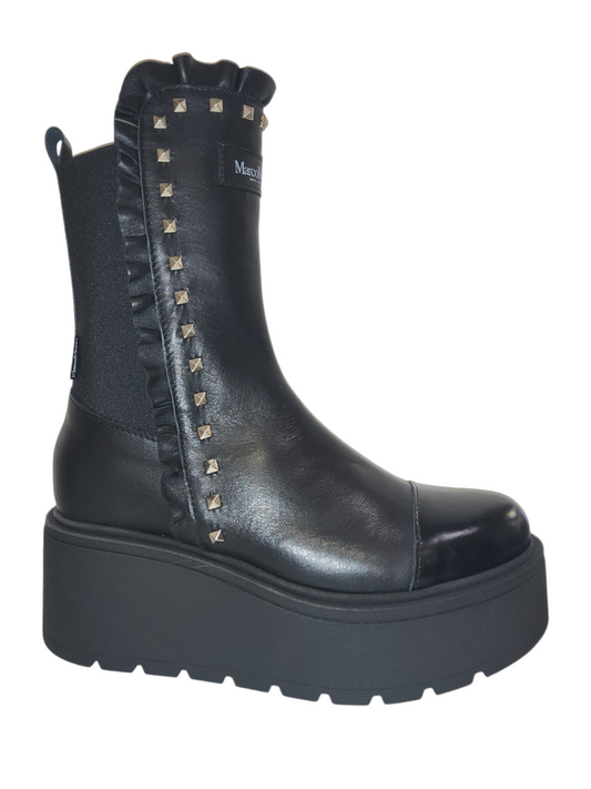 M.Moreo black leather wedge boots