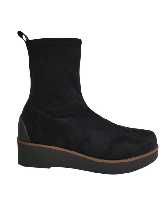 Black elastic fabric ankle boots