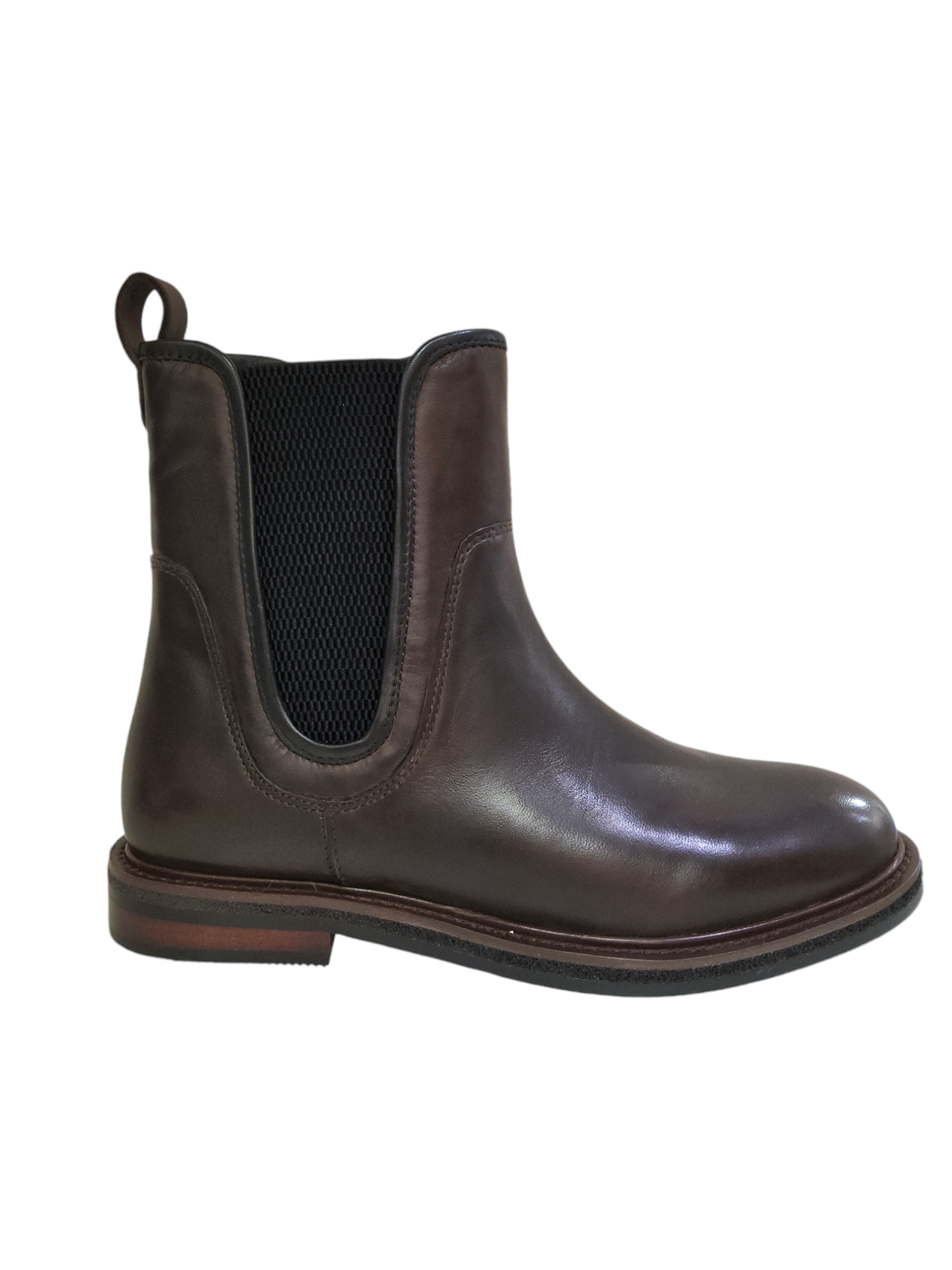 Brown  leather Chelsea boots