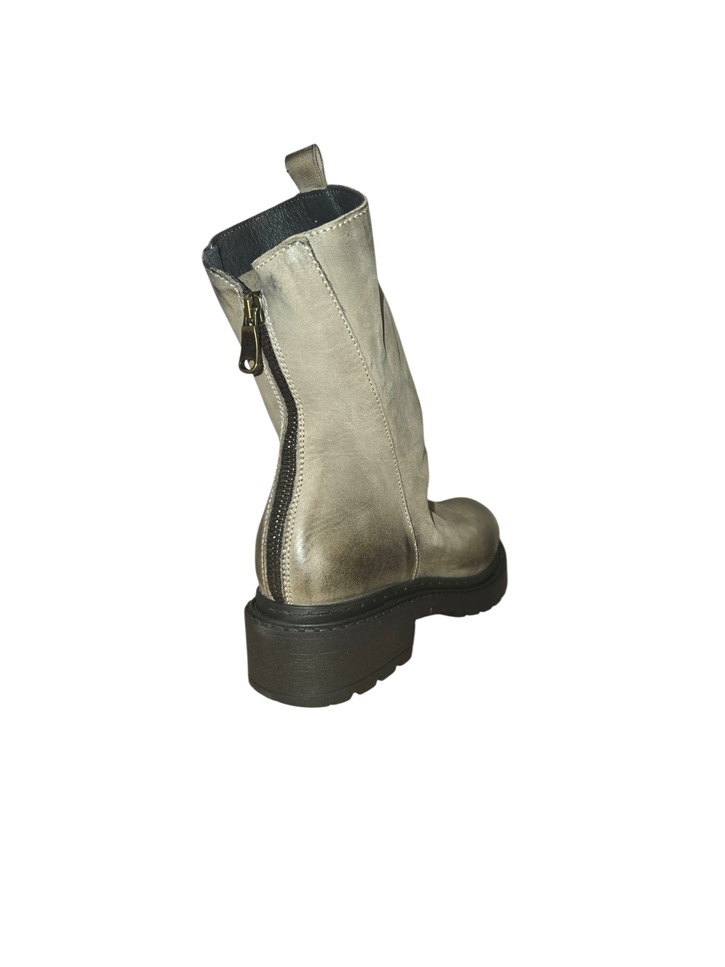 MA05 Taupe