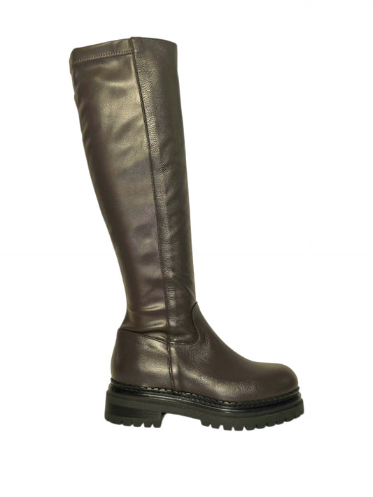 Aury 22 Brown