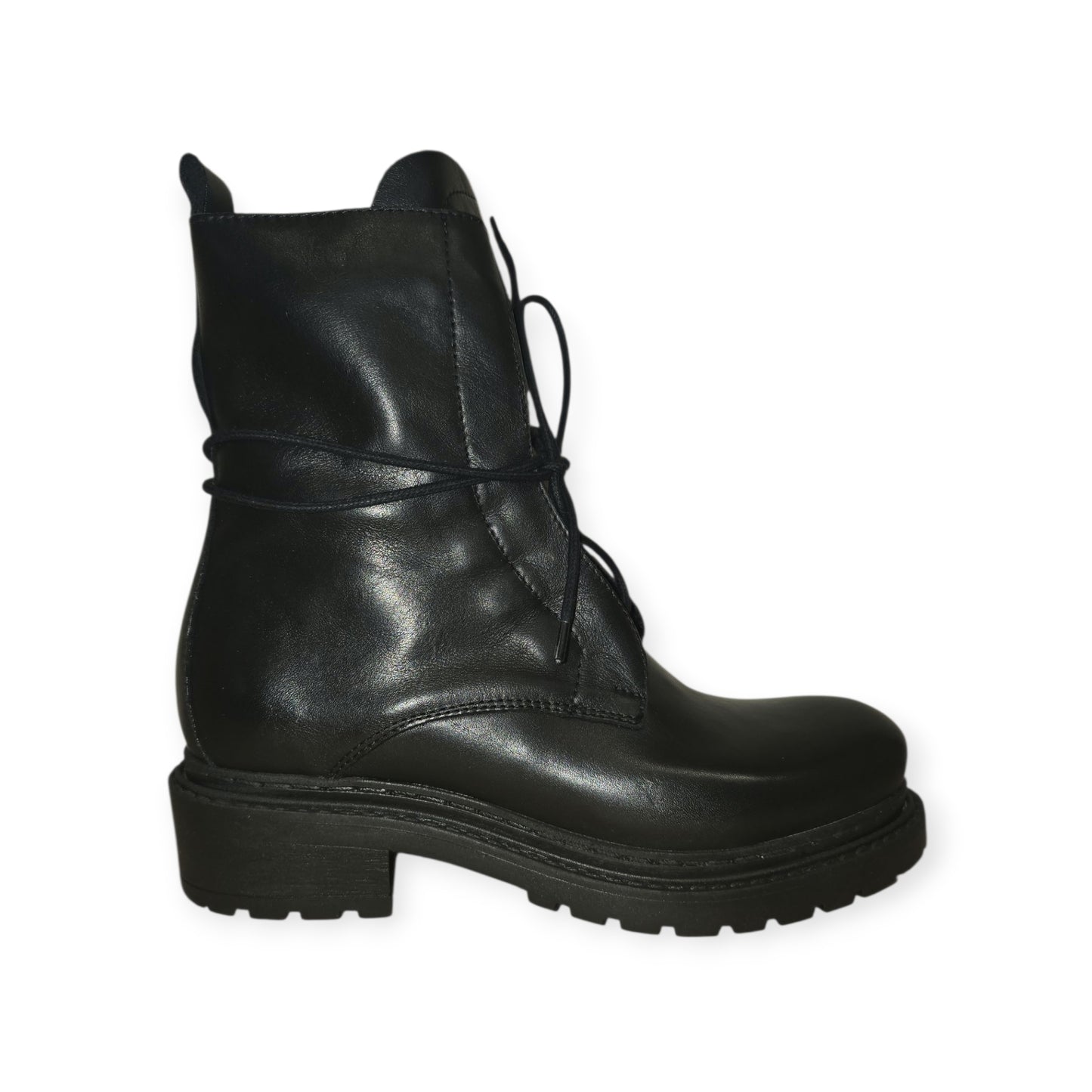 MA2151 Black