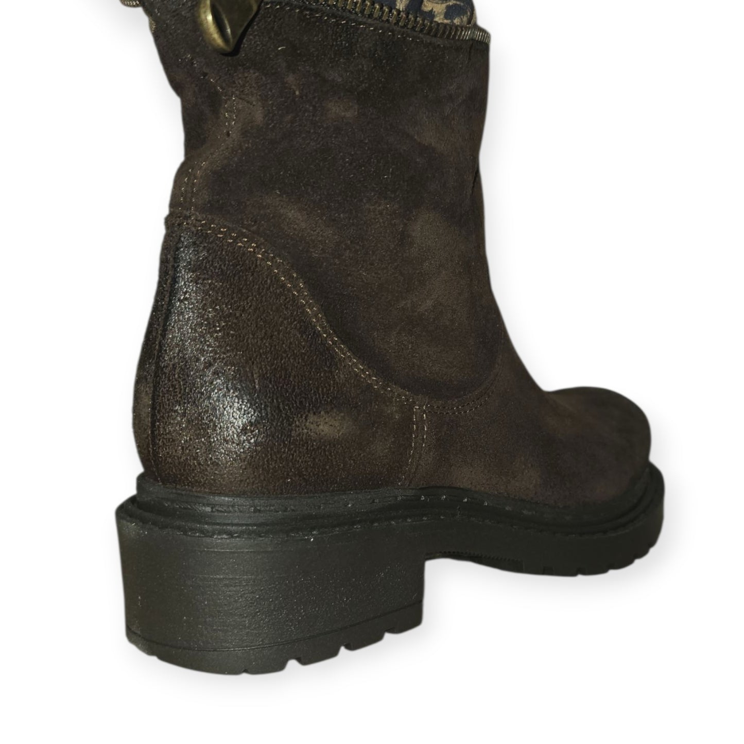 MA2206. BROWN